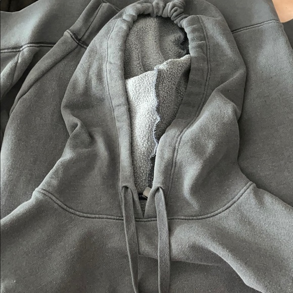 hoodie - Picture 2 of 4